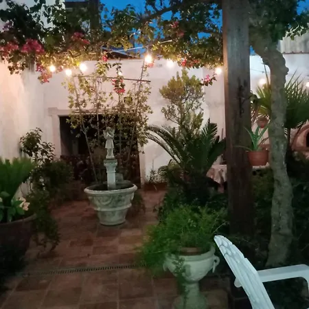 Casa Vacanza Il Giardino Tatil Evi Supersano